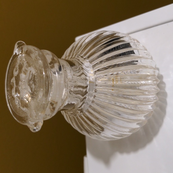 Glass Soy Pot - Picture 2 of 3